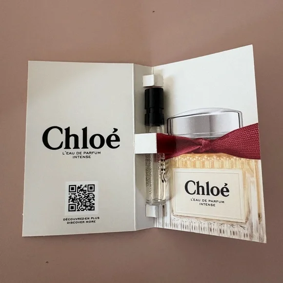 Yves Saint Laurent Beaute Cream Cosmetic Pouch with 3 Chloe Perfume samples - Picture 3 of 5